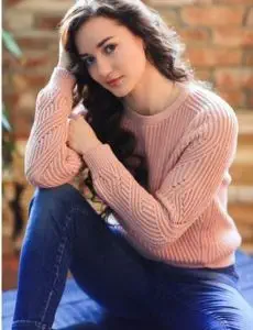 Elite escort service in Sendhwa for home and hotel visits